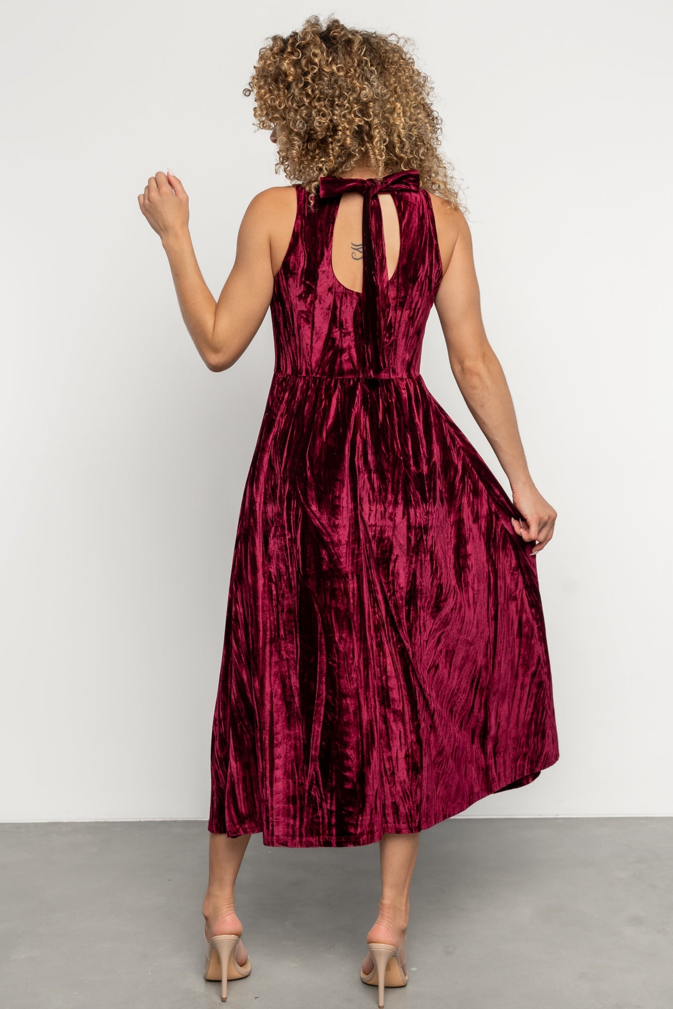 Octavia Velvet Midi Dress | Cranberry